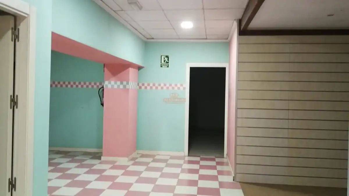 Local comercial en venda a Centro, imagen 7