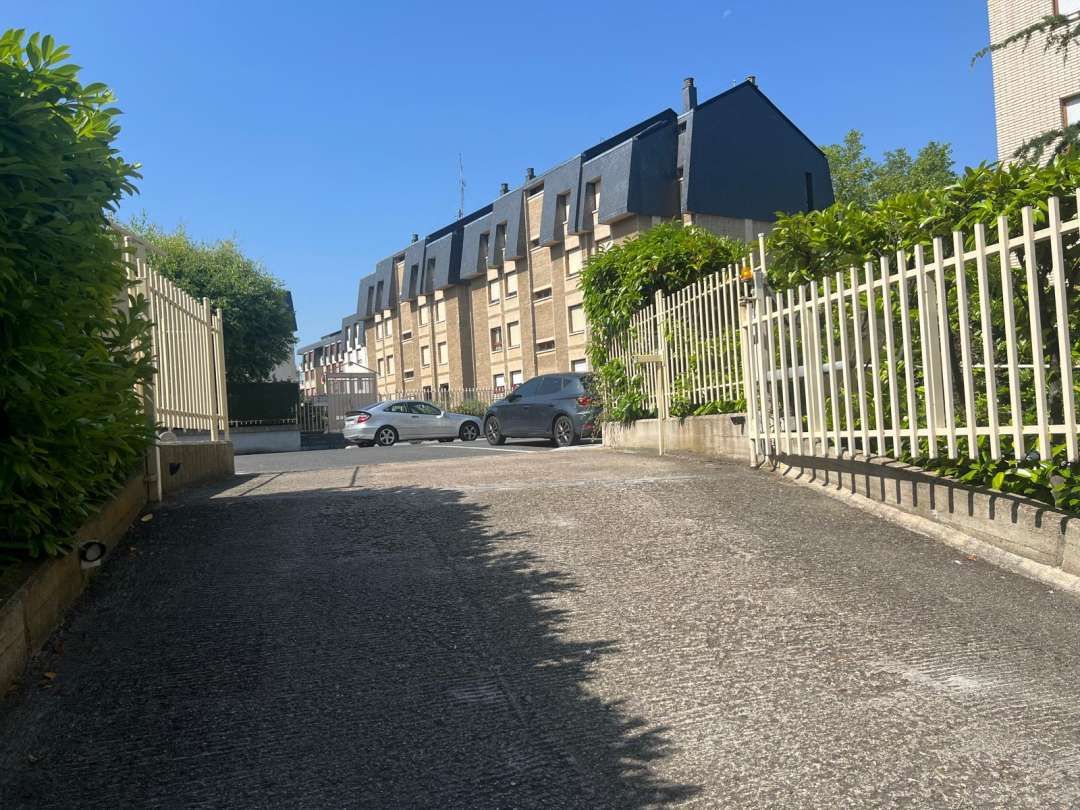 Exterior view of Garage for sale in Vitoria - Gasteiz