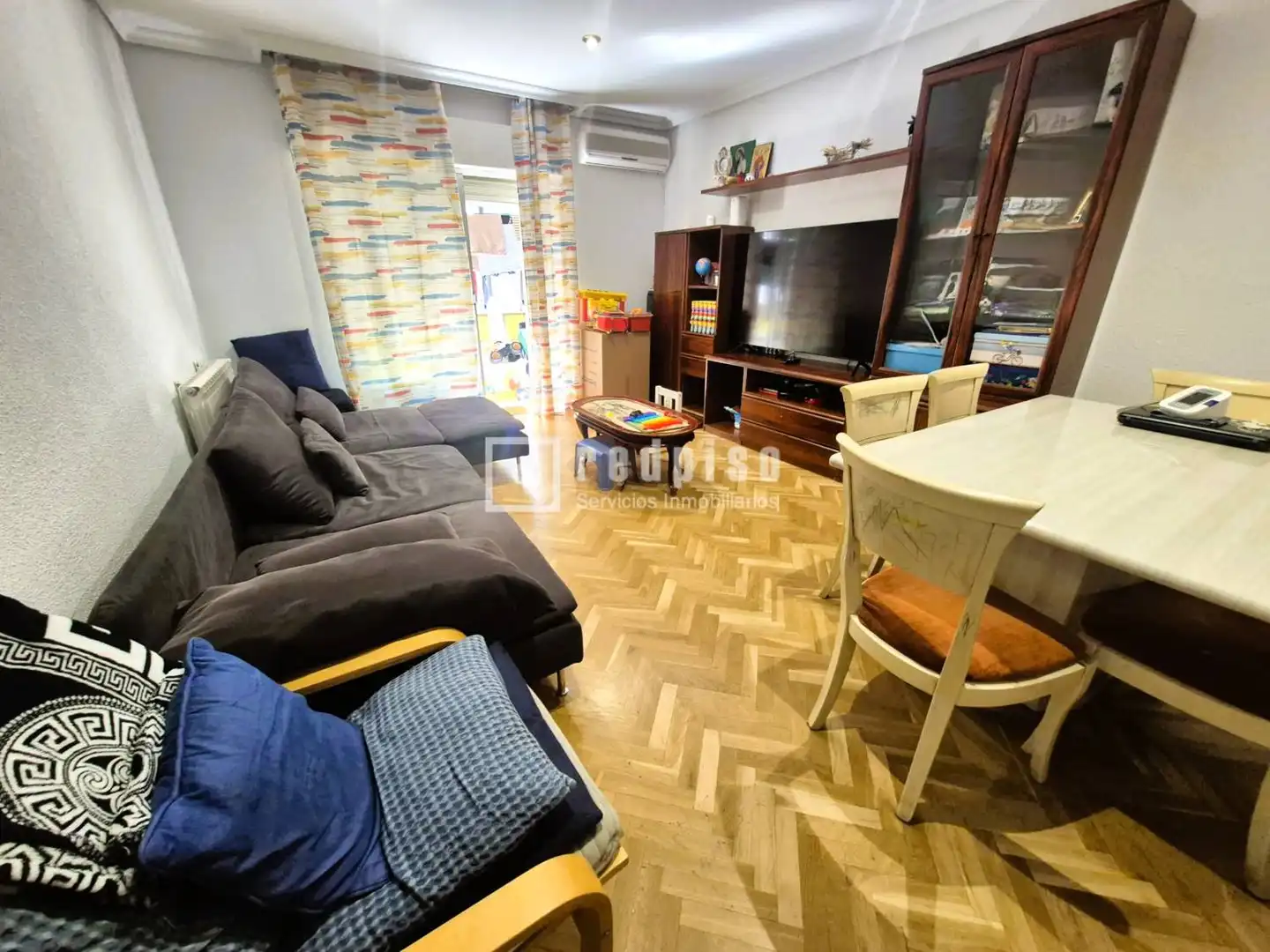 Sala de estar de Piso en venta en Parla con Aire acondicionado, Calefacción y Jardín privado