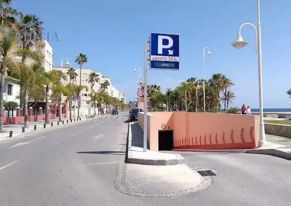 Aparcament en venda a Almuñecar centro
