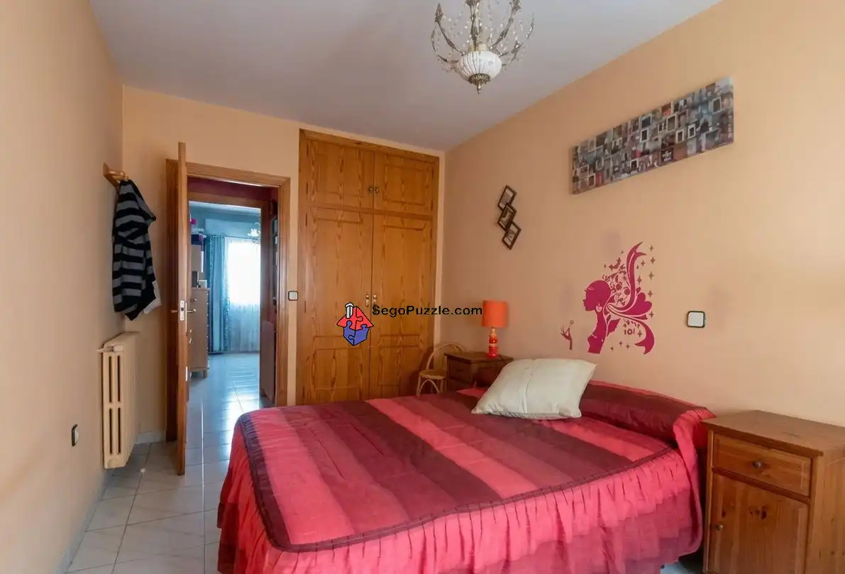 Schlafzimmer von Haus oder Chalet zum Verkauf in Roda de Eresma mit Klimaanlage, Heizung und Terrasse