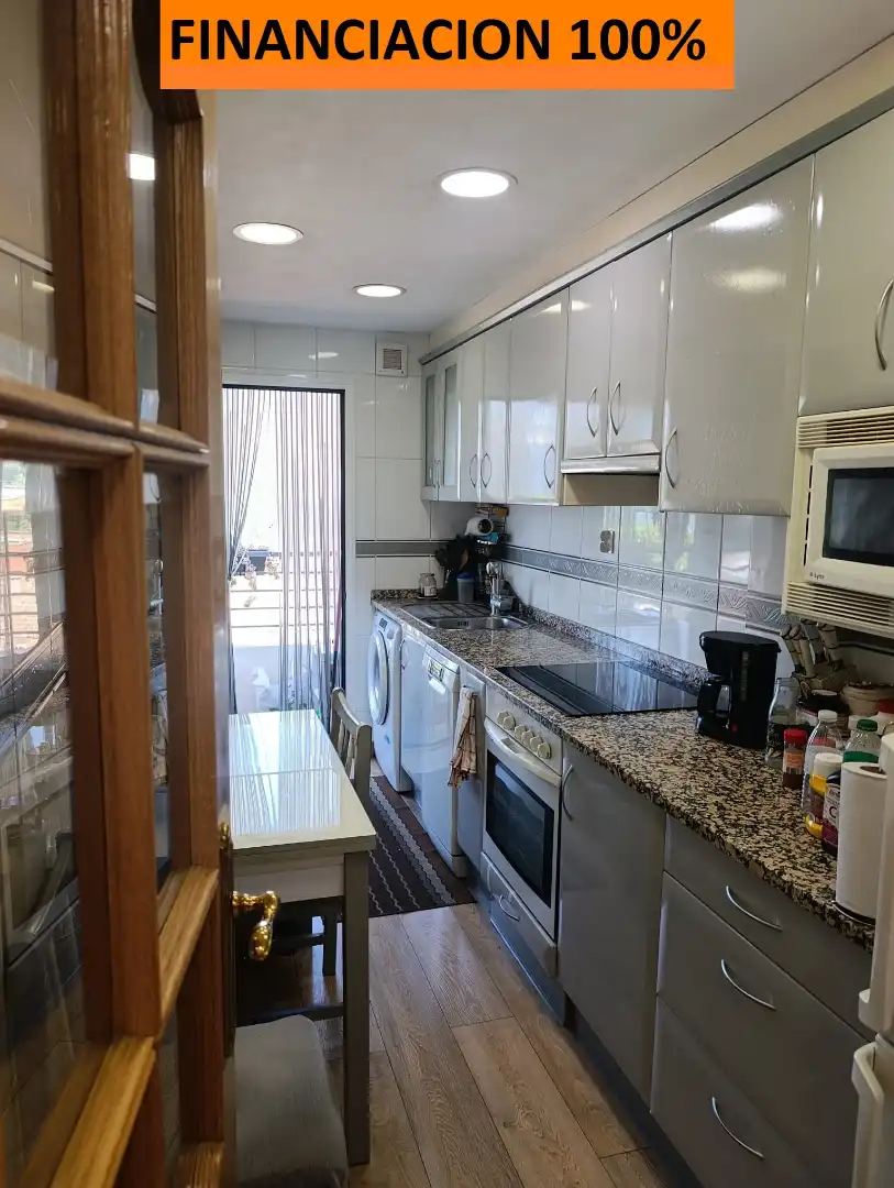 Cocina de Piso en venta en Zaragoza con Aire acondicionado, Terraza y Amueblado
