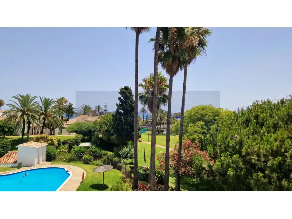 Jardín de Dúplex en venta en Estepona con Terraza y Piscina comunitaria