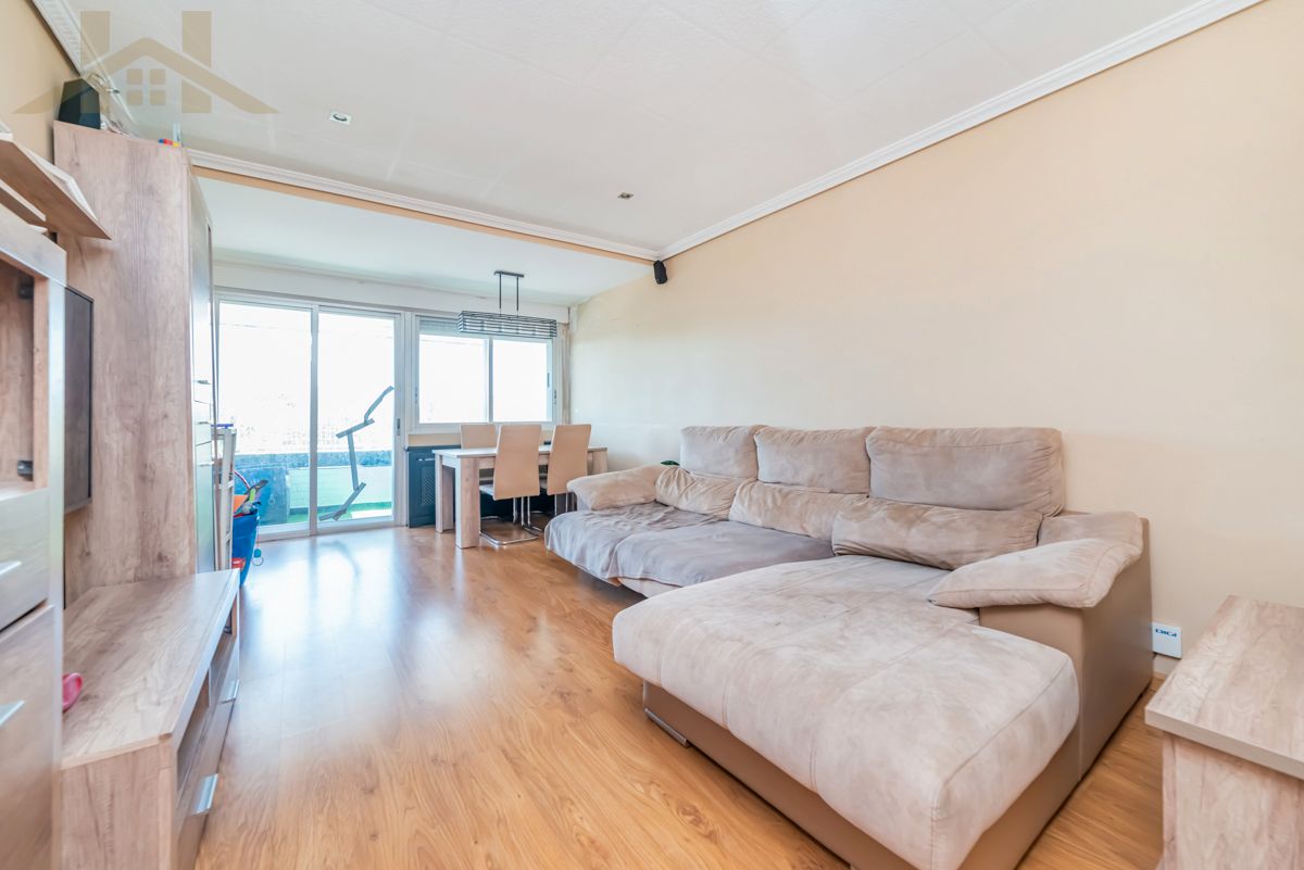 Living room of Flat for sale in San Martín de la Vega  with Air Conditioner and Terrace