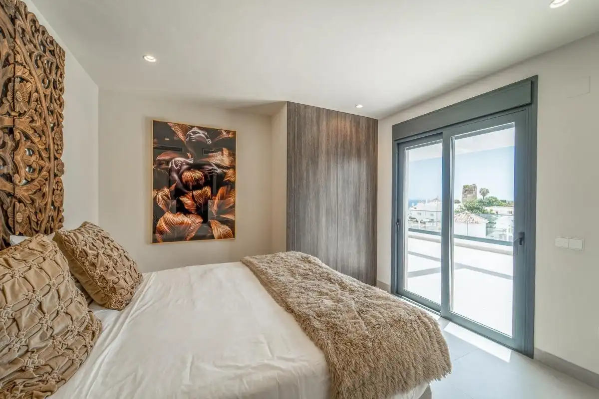 Dormitori de Casa o xalet en venda en Benalmádena amb Aire condicionat, Calefacció i Jardí privat