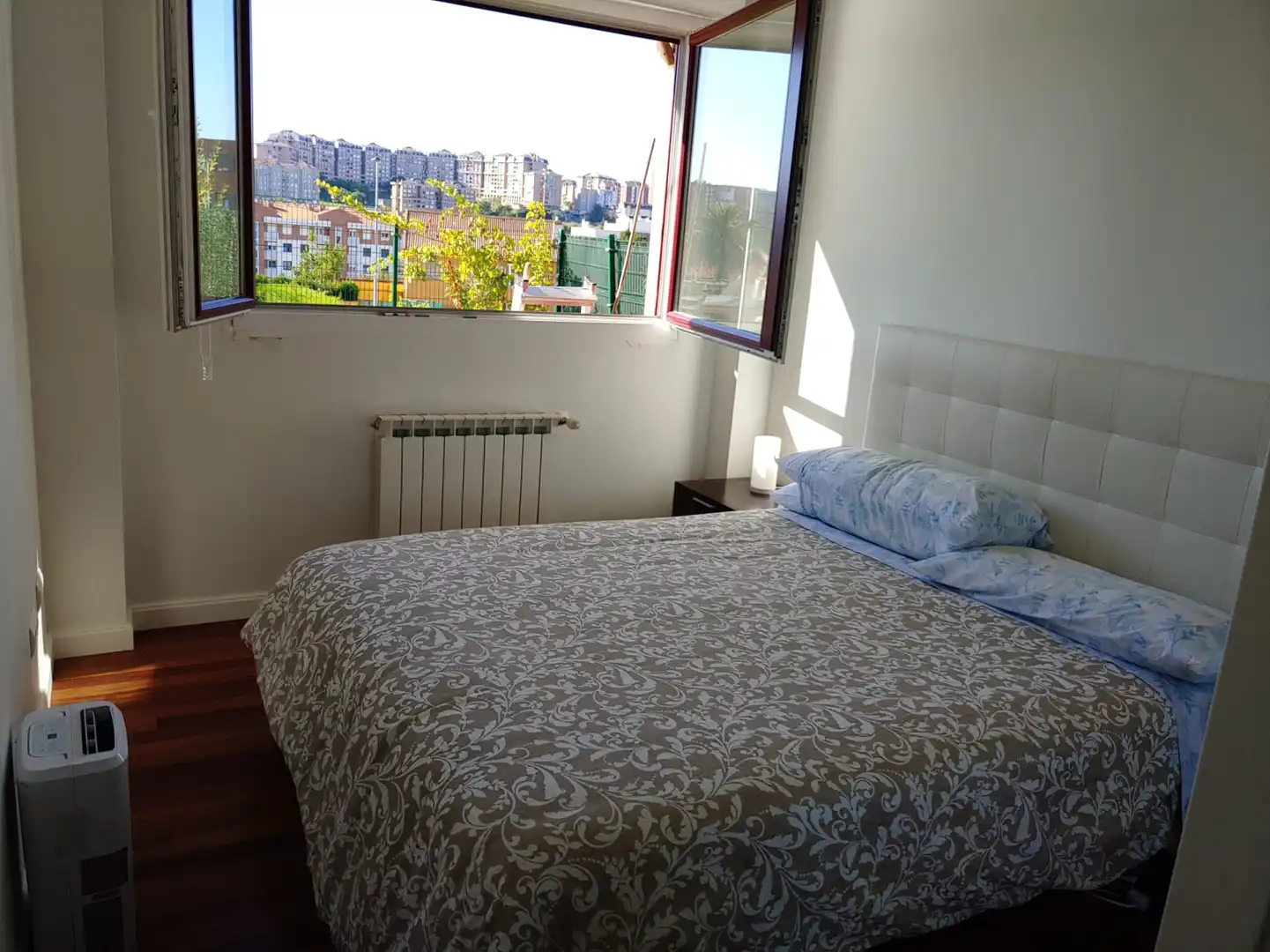 Bedroom of Flat for rent in Santander  with Heating, Parquet flooring and Furnished