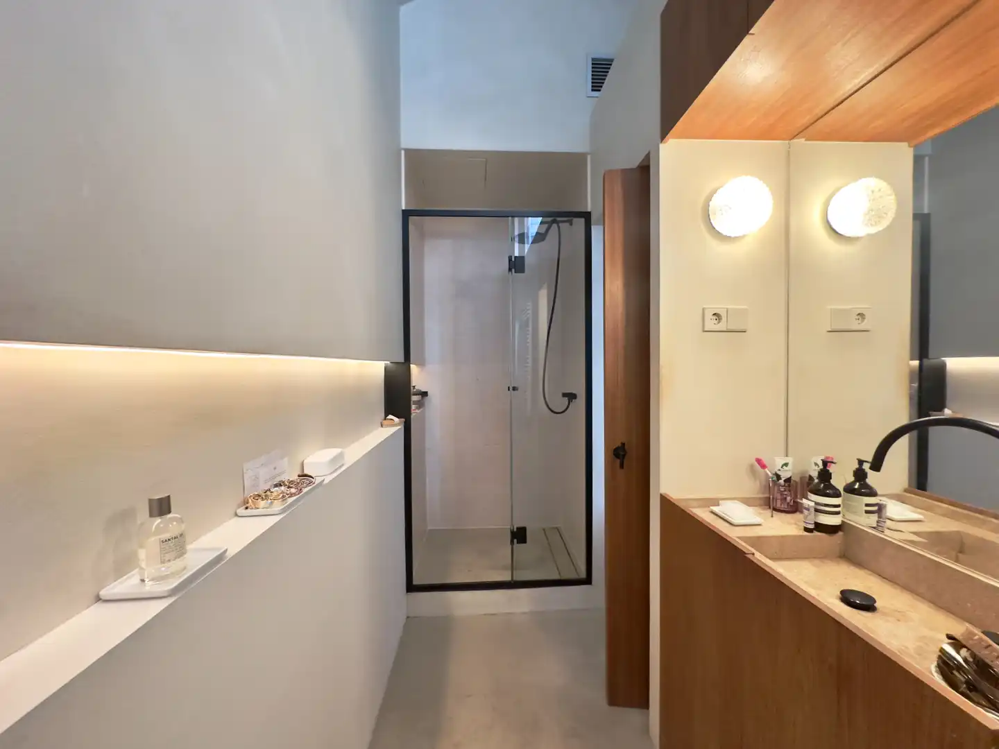 Baño de Piso de alquiler en Madrid con Aire acondicionado, Calefacción y Amueblado