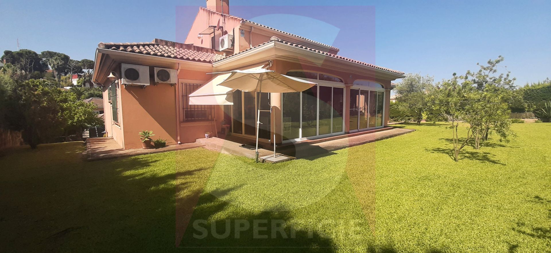 Garden of House or chalet for sale in Badajoz Capital  with Air Conditioner, Heating and Private garden