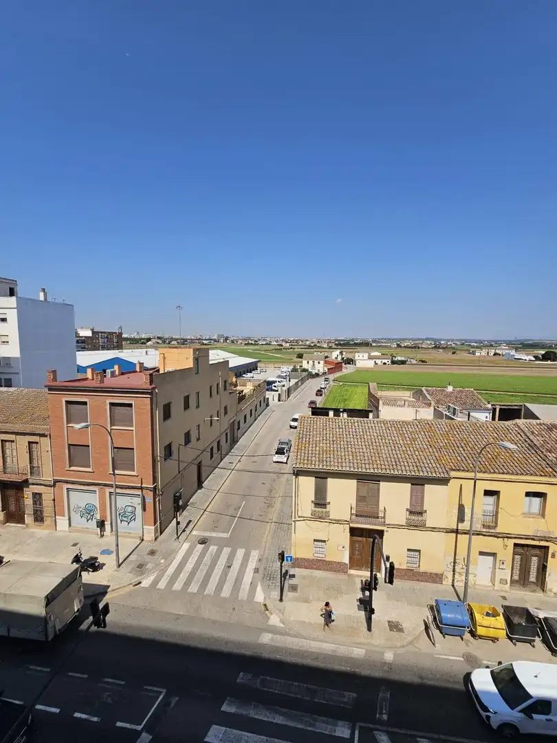 Vista exterior de Piso en venta en Valencia con Aire acondicionado y Amueblado