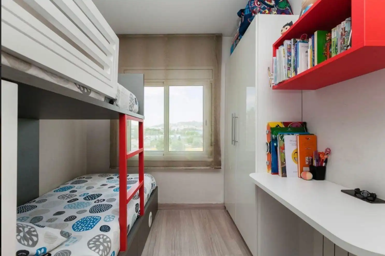 Flat with terrace for sale in Avenida CORTS CATALANES, imagen 10