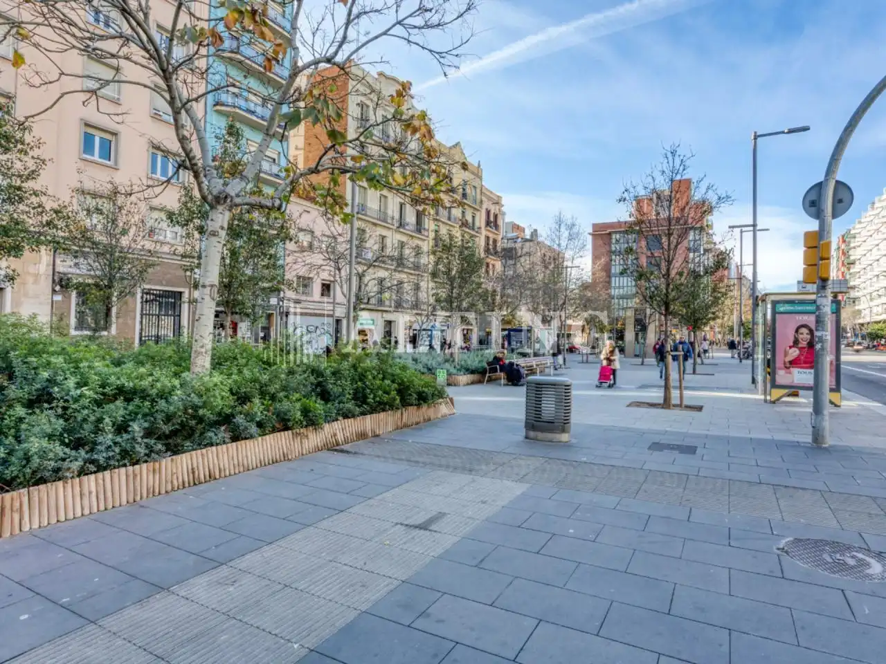 Vista exterior de Local en venta en Barcelona