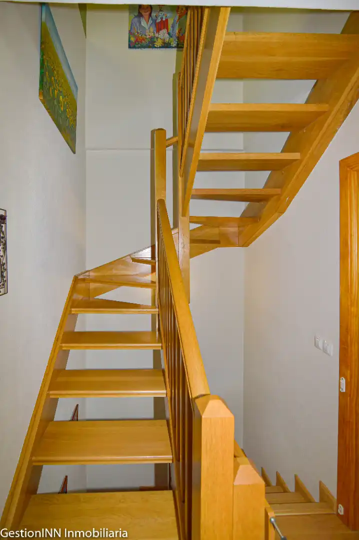 Casa adosada en venta en Valdemorillo con Calefacción, Jardín privado y Parquet