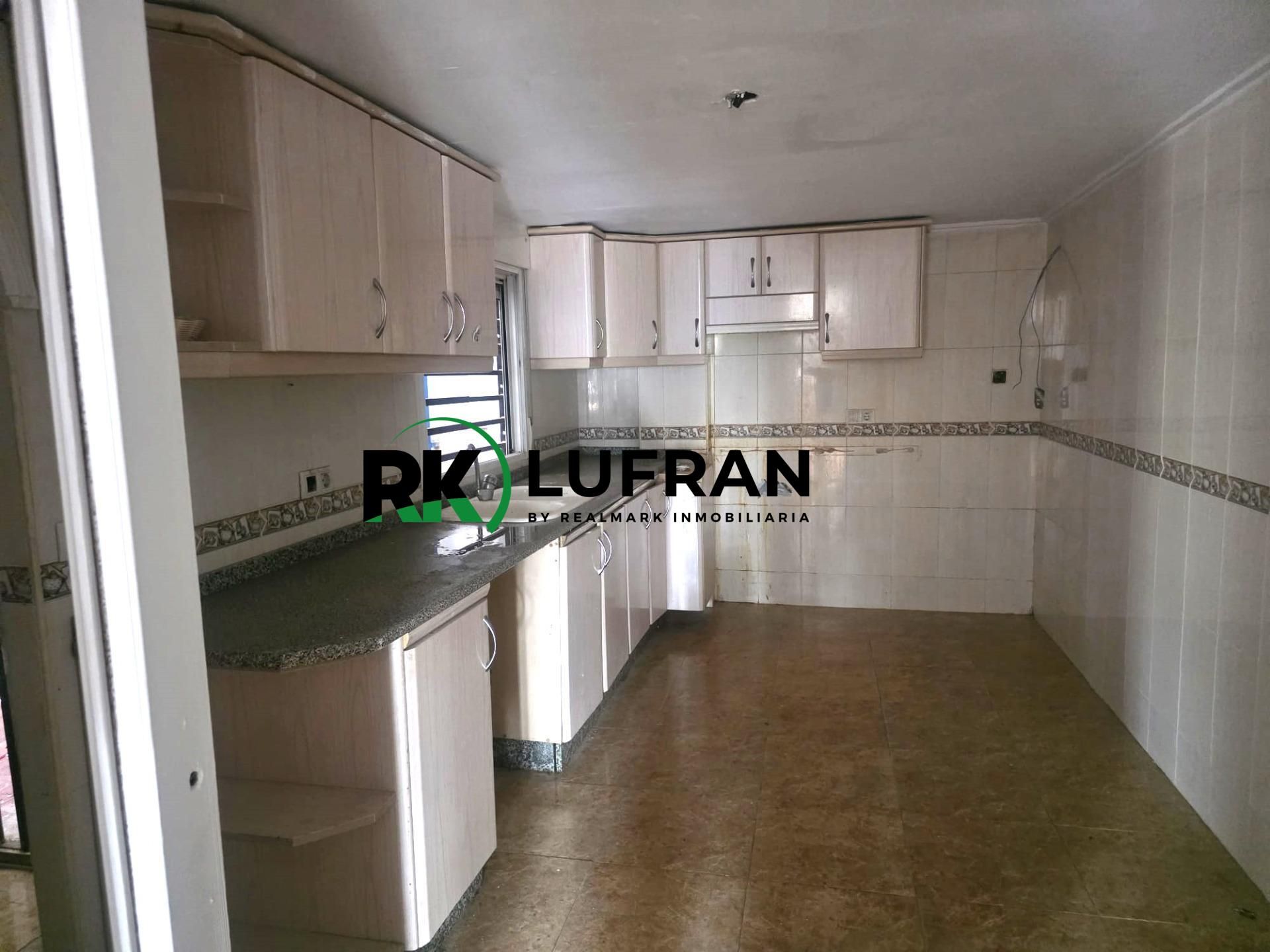 Cocina de Piso en venta en Sax
