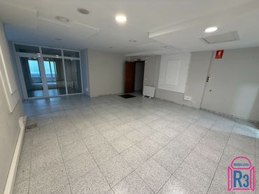 Oficina amb ascensor de lloguer a Gran Via de San Marcos 3