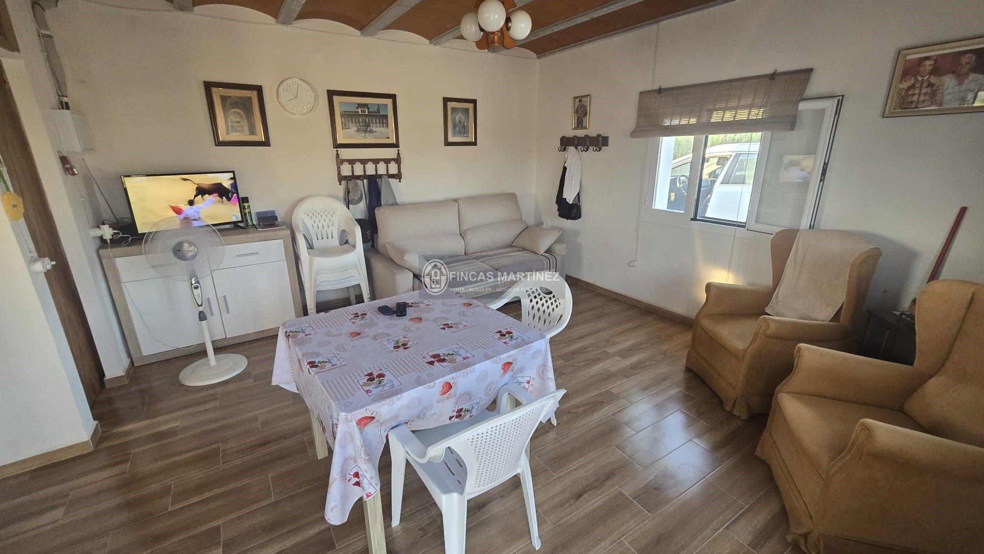 Sala d'estar de Estudi en venda en Castilléjar amb Aire condicionat i Moblat