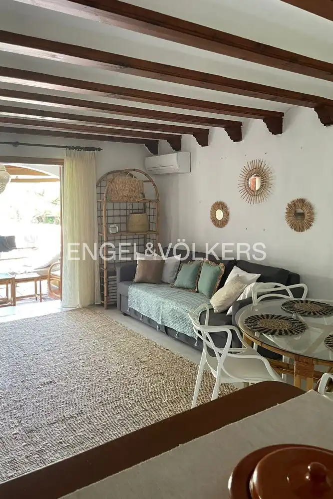 Sala de estar de Casa o chalet en venta en Dénia con Aire acondicionado, Calefacción y Jardín privado