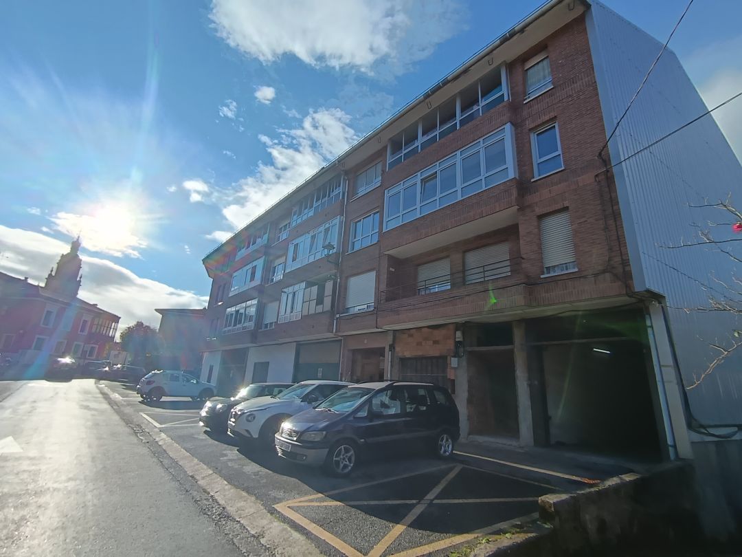 Exterior view of Garage for sale in Otxandio