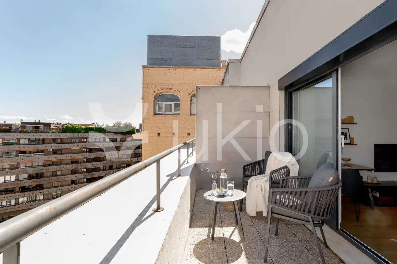 Terrassa de Apartament de lloguer en Madrid amb Aire condicionat, Calefacció i Moblat