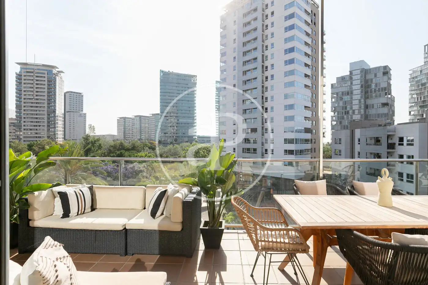 Terrassa de Pis en venda en Barcelona amb Aire condicionat, Calefacció i Jardí privat