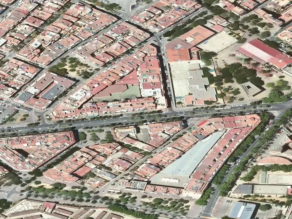 Industriegebäude zum Verkauf in Valldaura 245, imagen 2