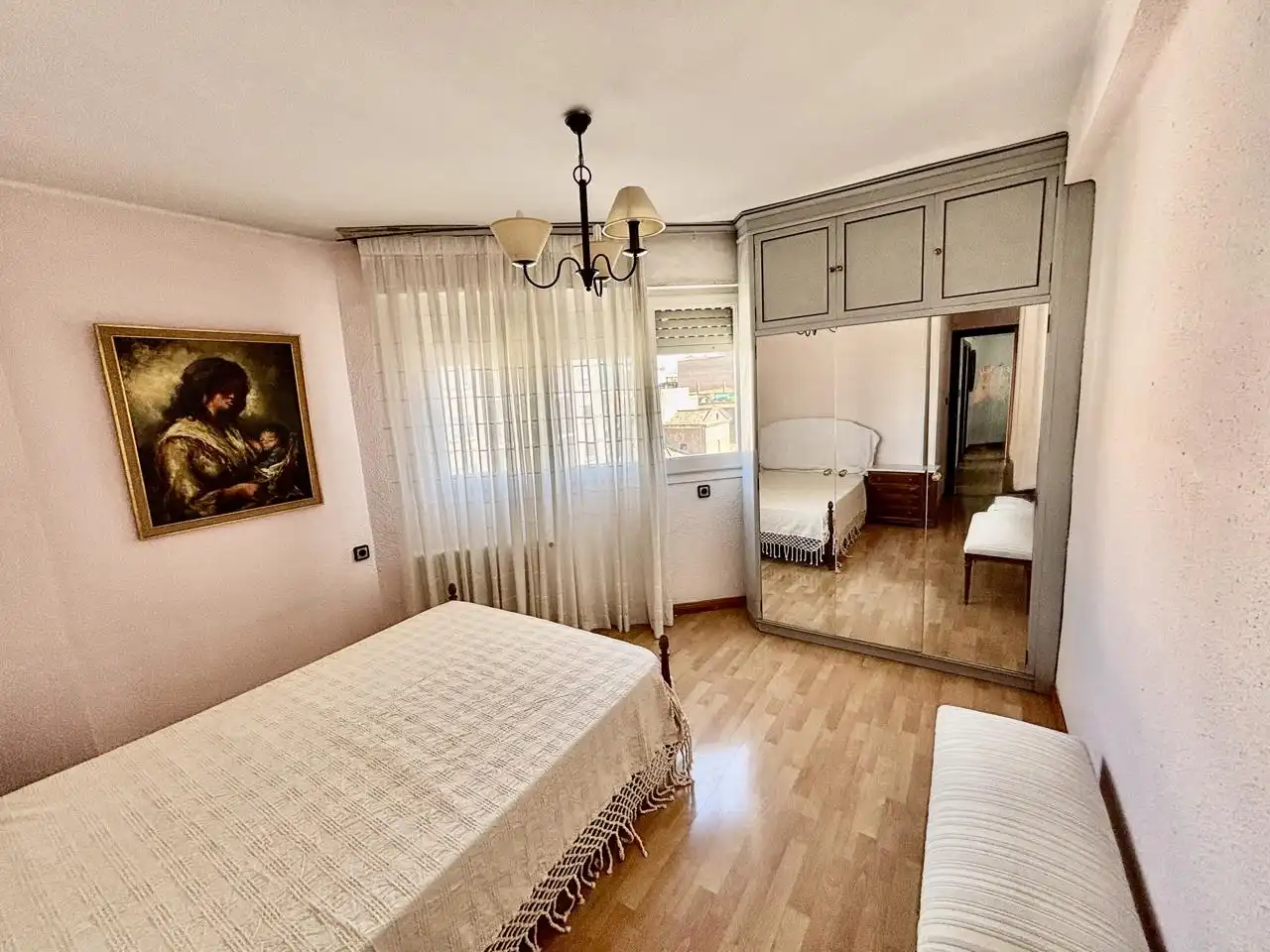 Habitación de Piso en venta en Zaragoza con Aire acondicionado, Calefacción y Parquet