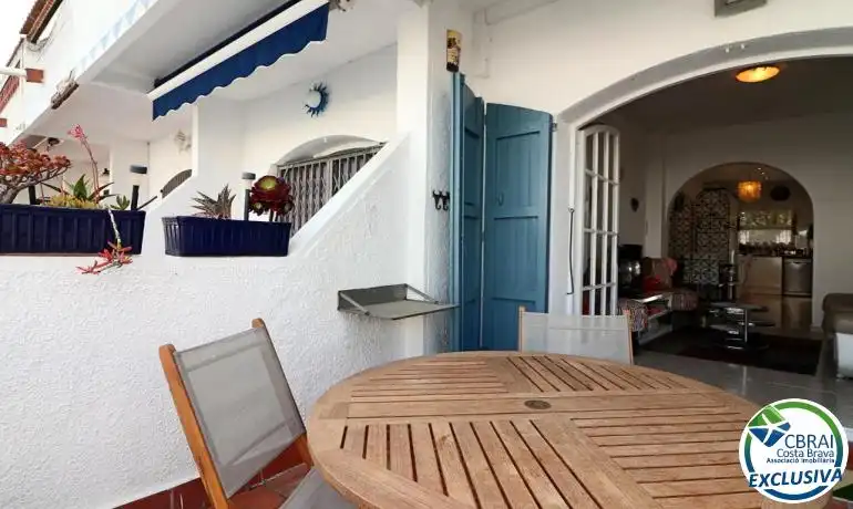 Balcony of Houses for sale in Empuriabrava  with Air Conditioner, Heating and Terrace