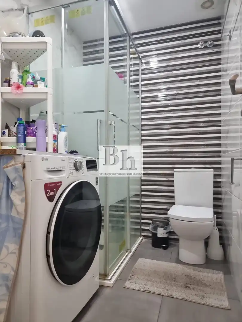 Baño de Piso en venta en Málaga con Aire acondicionado y Terraza