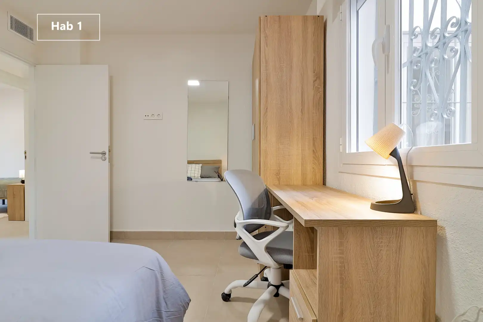 Habitación de Piso de alquiler en Málaga con Aire acondicionado, Amueblado y Internet