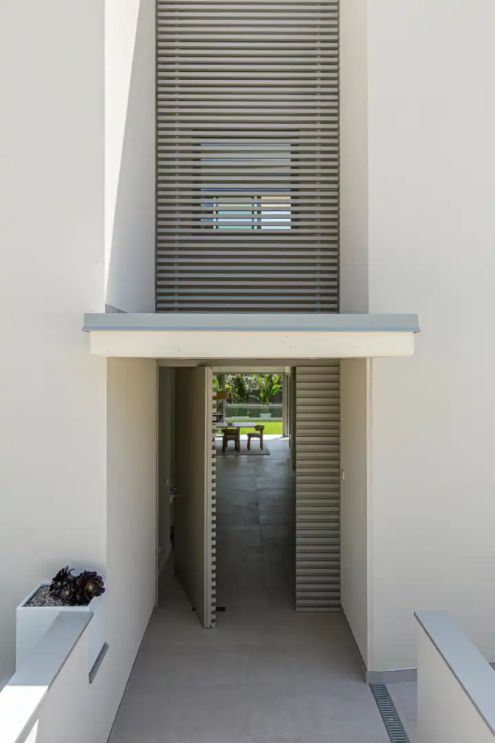 Außenansicht von Haus oder Chalet zum Verkauf in Sitges mit Klimaanlage, Heizung und Privatgarten