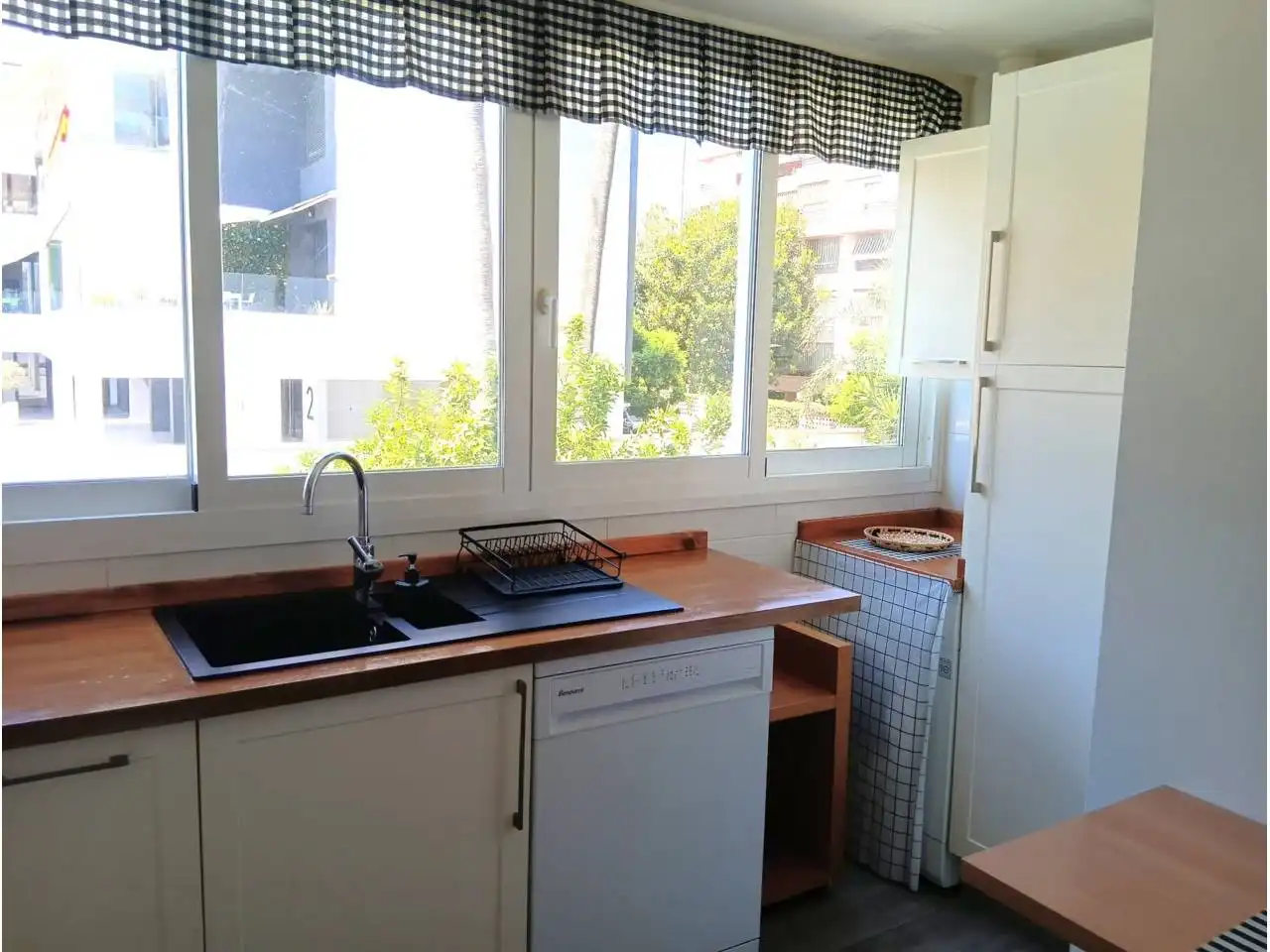 Flat with pool to rent in Este, imagen 10