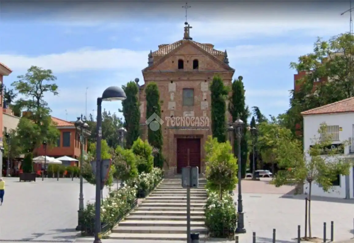 Vista exterior de Pis en venda en Móstoles amb Calefacció