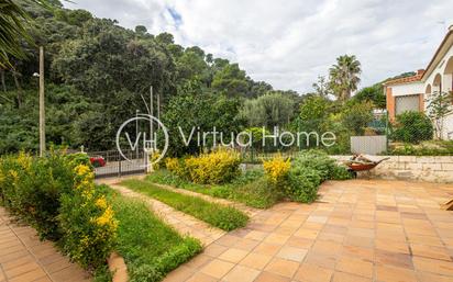 Vista exterior de Casa o xalet en venda en Santa Susanna amb Terrassa i Balcó