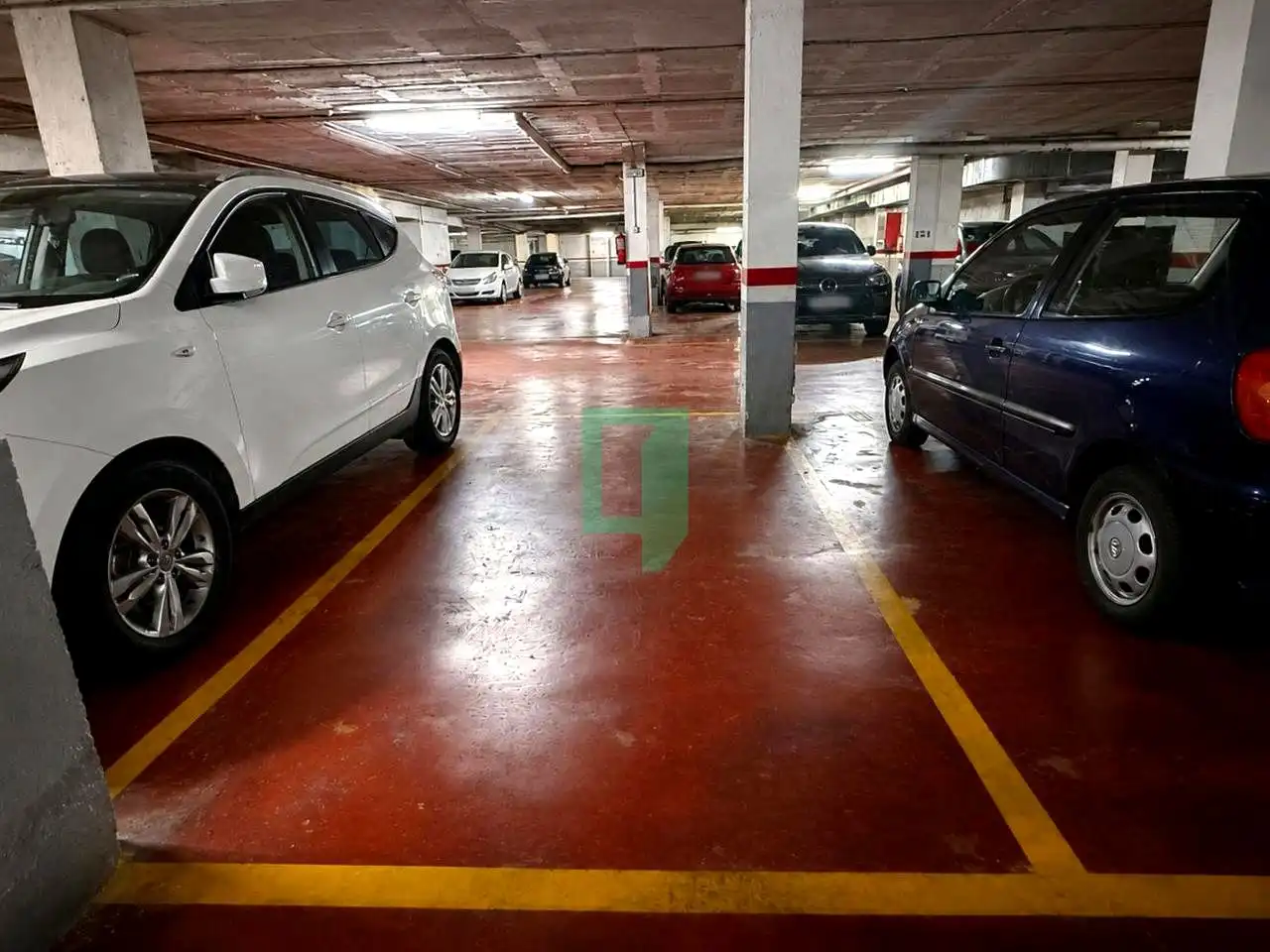 Parkplatz von Garage zum Verkauf in Badalona