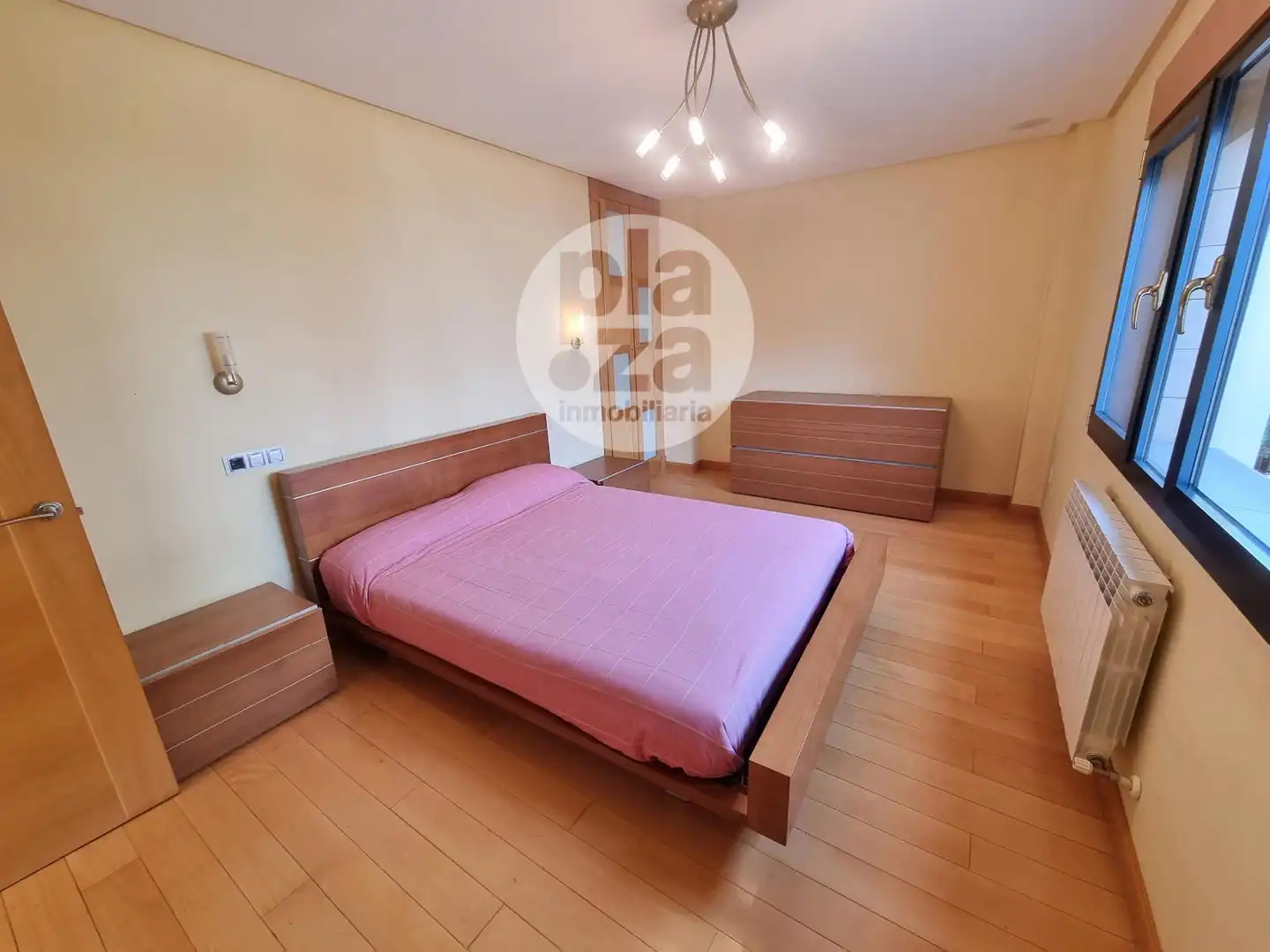 Schlafzimmer von Haus oder Chalet zum Verkauf in Burgos mit Heizung, Terrasse und Abstellraum