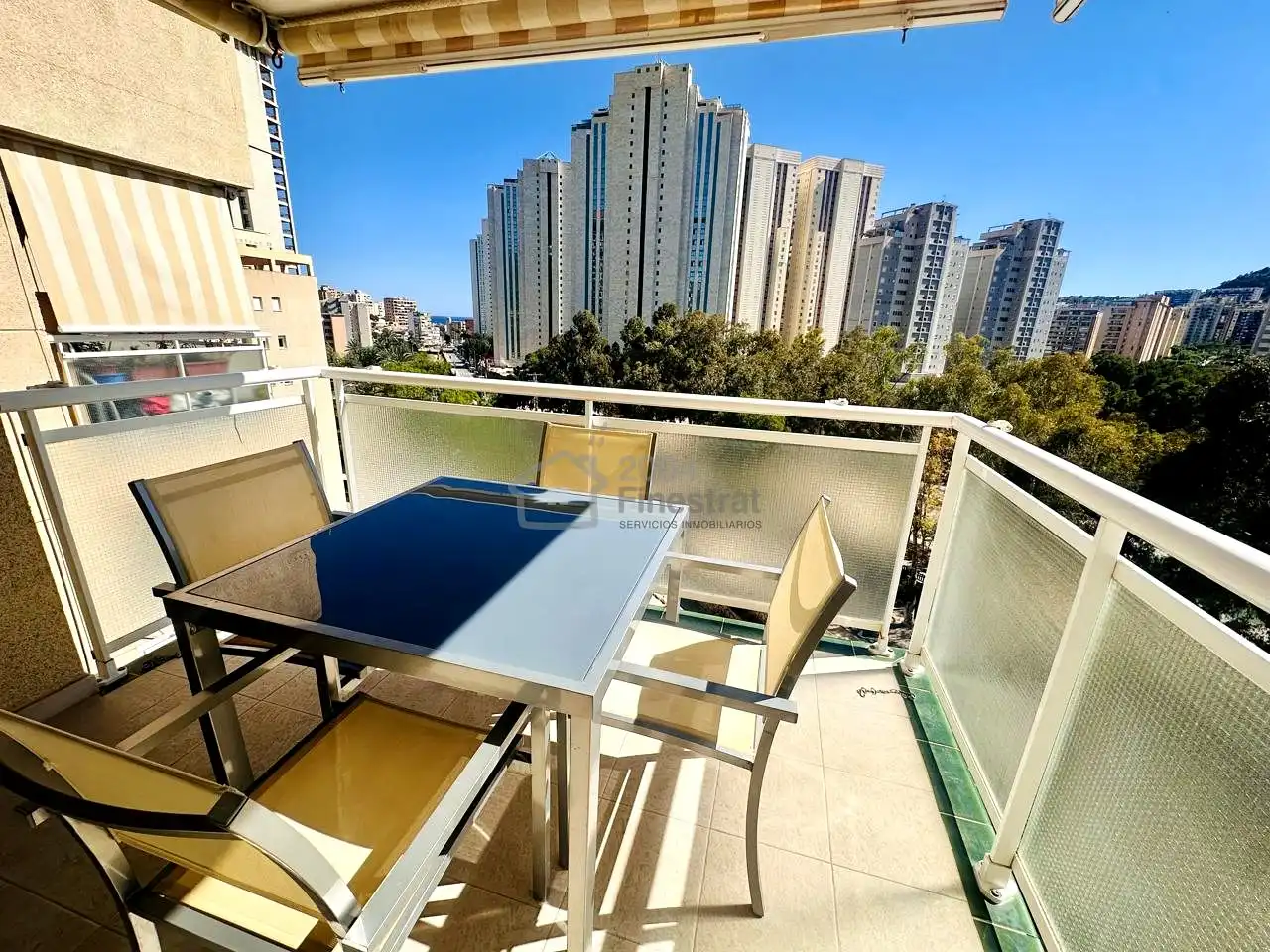 Terrassa de Pis en venda en Benidorm amb Terrassa, Moblat i Piscina comunitària