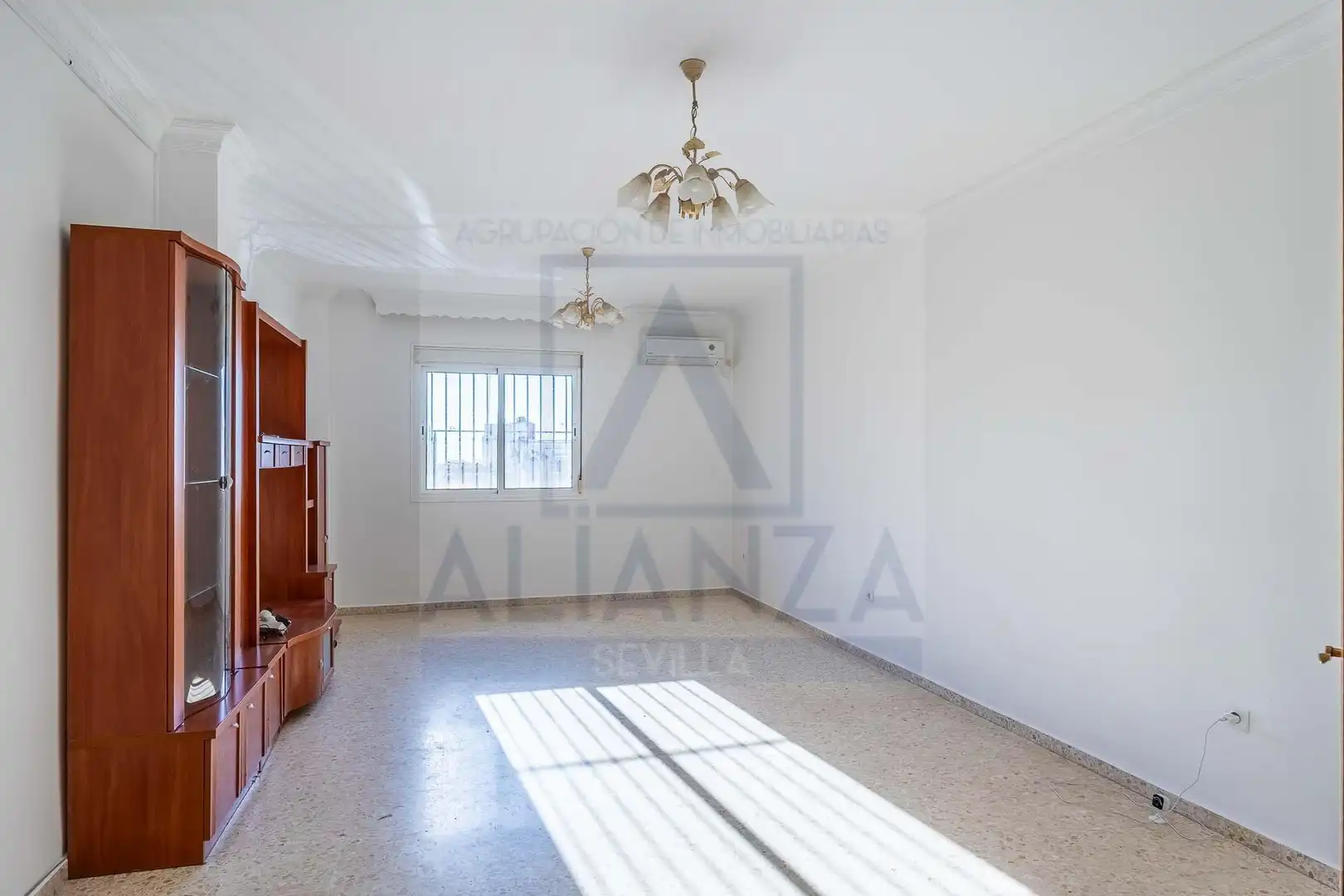 Living room of Flat for sale in Balcón de Sevilla - Atalaya - La Uva - La Extremeña