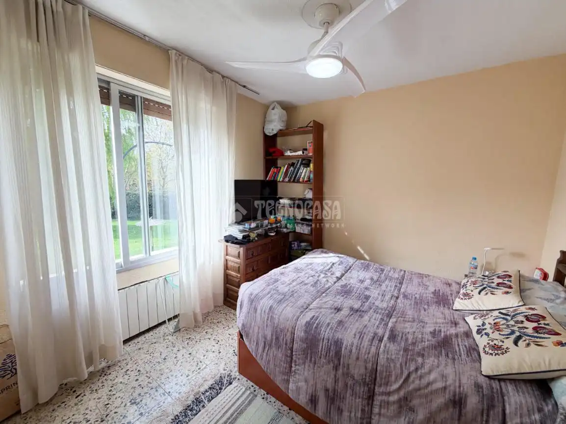 Bedroom of Flat for sale in Collado Villalba  with Swimming Pool and Community pool