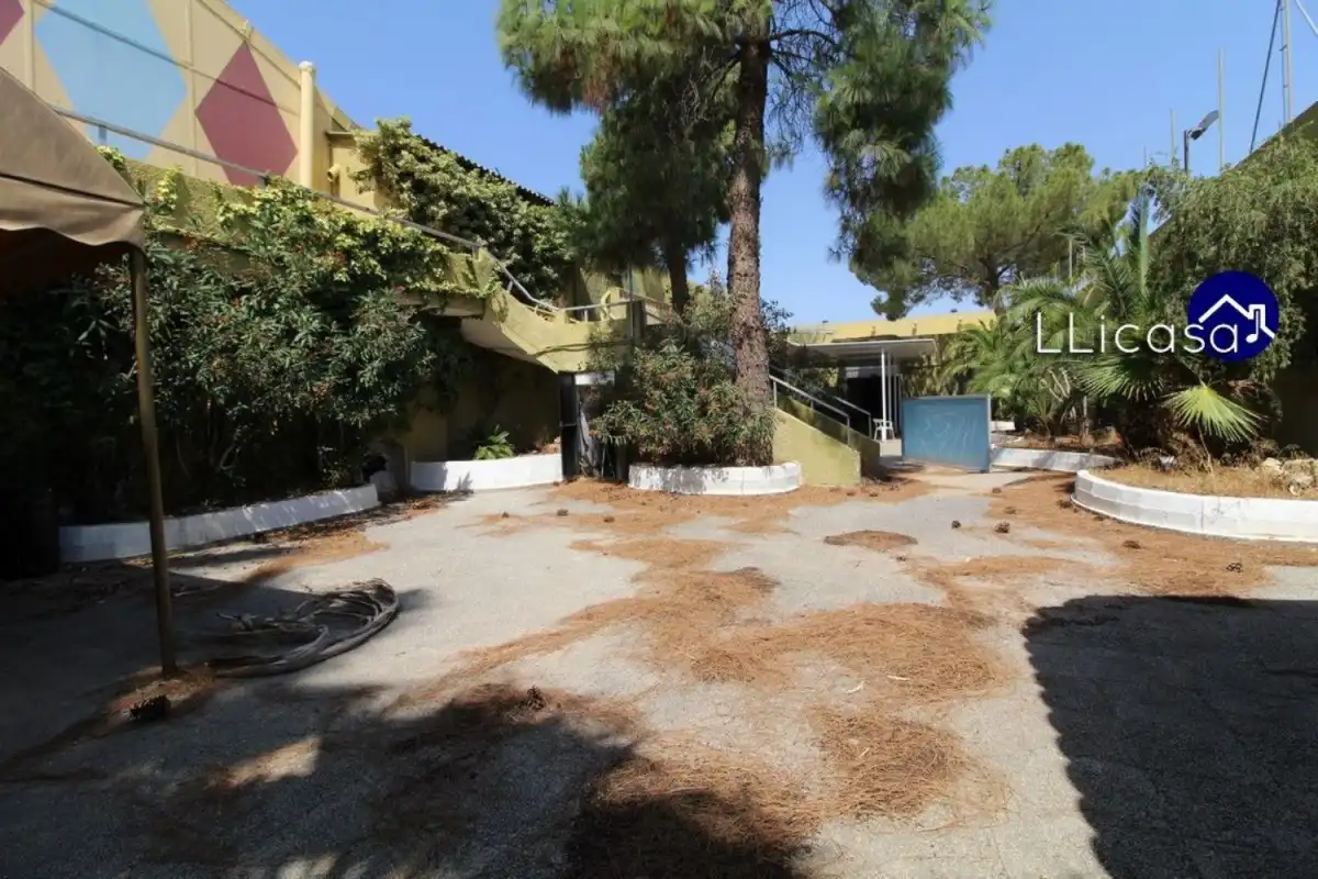 Garten von Geschaftsraum zum Verkauf in La Pobla de Vallbona mit Klimaanlage