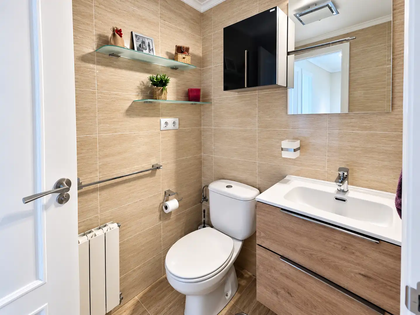 Flat for rent in Calle Paseo del Ferrocarril, El Astillero