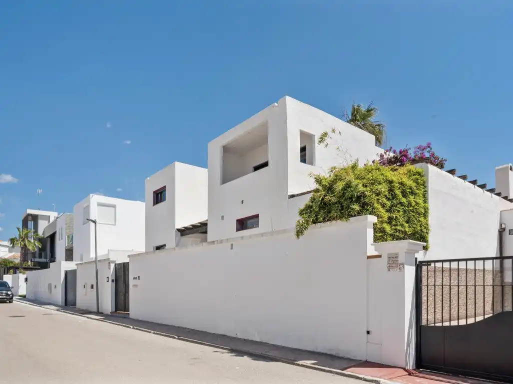 Exterior view of Houses for sale in Marbella  with Air Conditioner, Private garden and Terrace