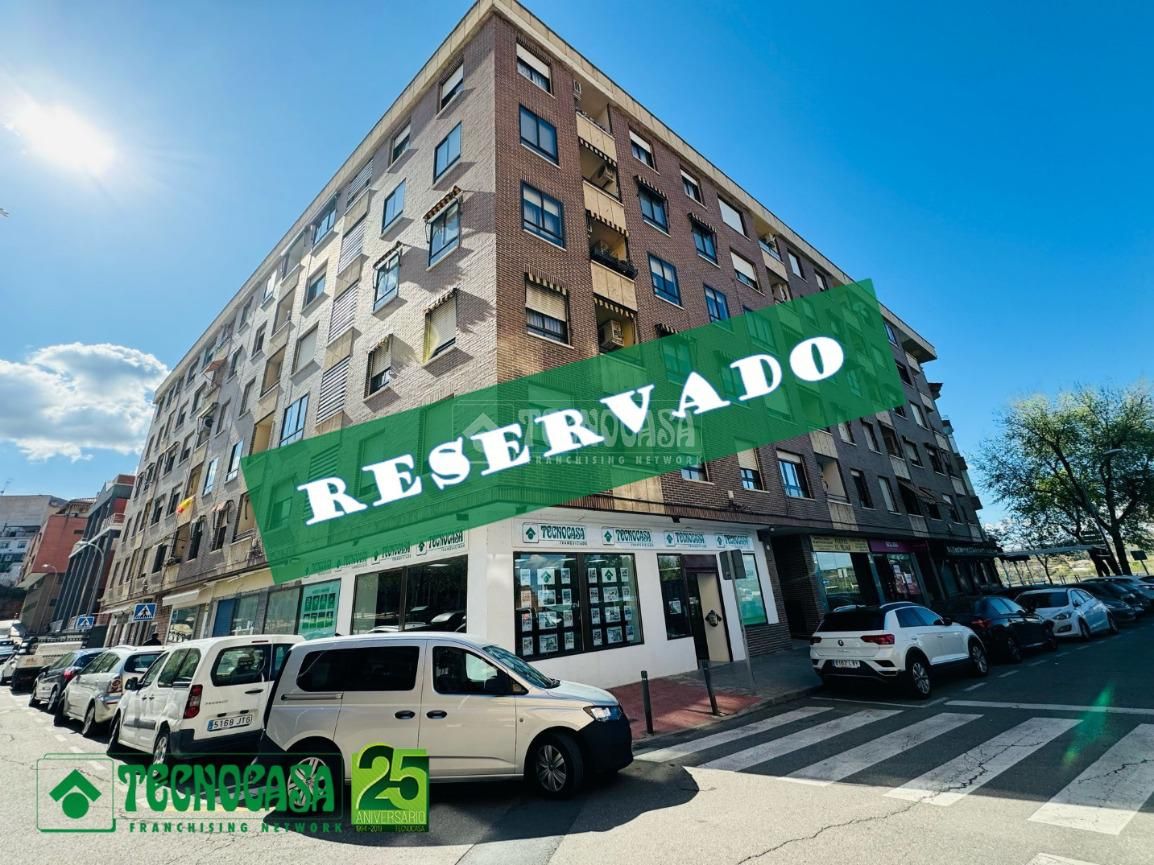 Exterior view of Flat for sale in  Toledo Capital  with Storage room