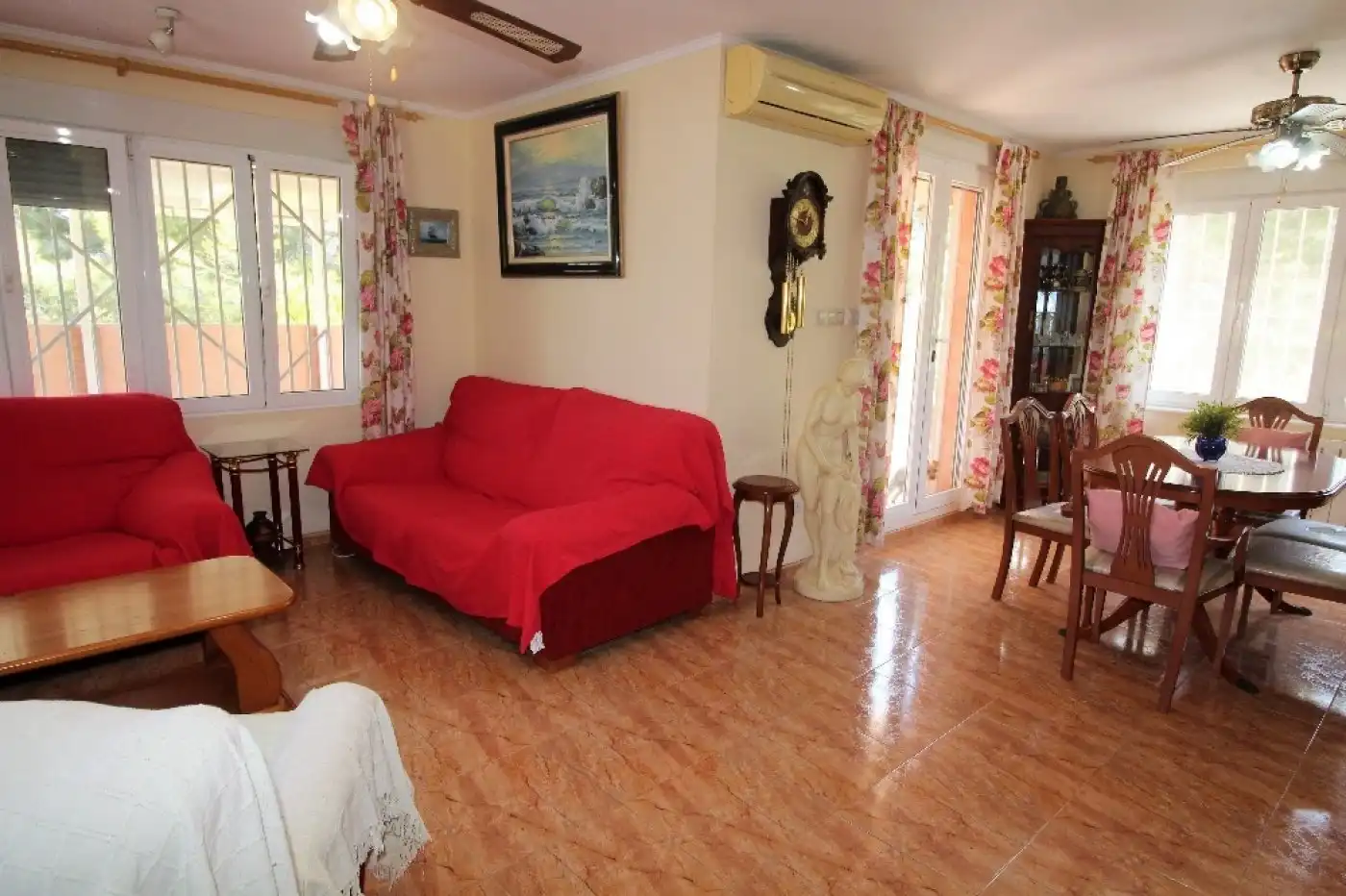 Chalet con piscina en venta en Los Balcones - Los Altos, imagen 9