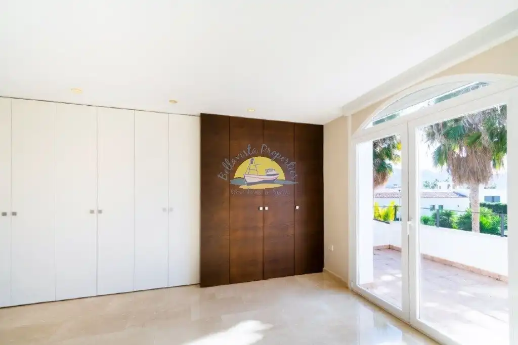 Casa o chalet en venta en L'Alfàs del Pi con Aire acondicionado, Jardín privado y Terraza