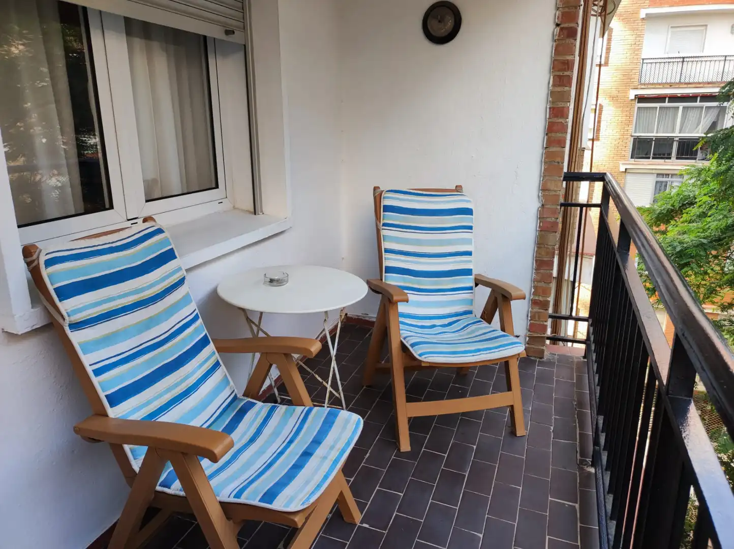 Flat with terrace to rent in Calle Beethoven