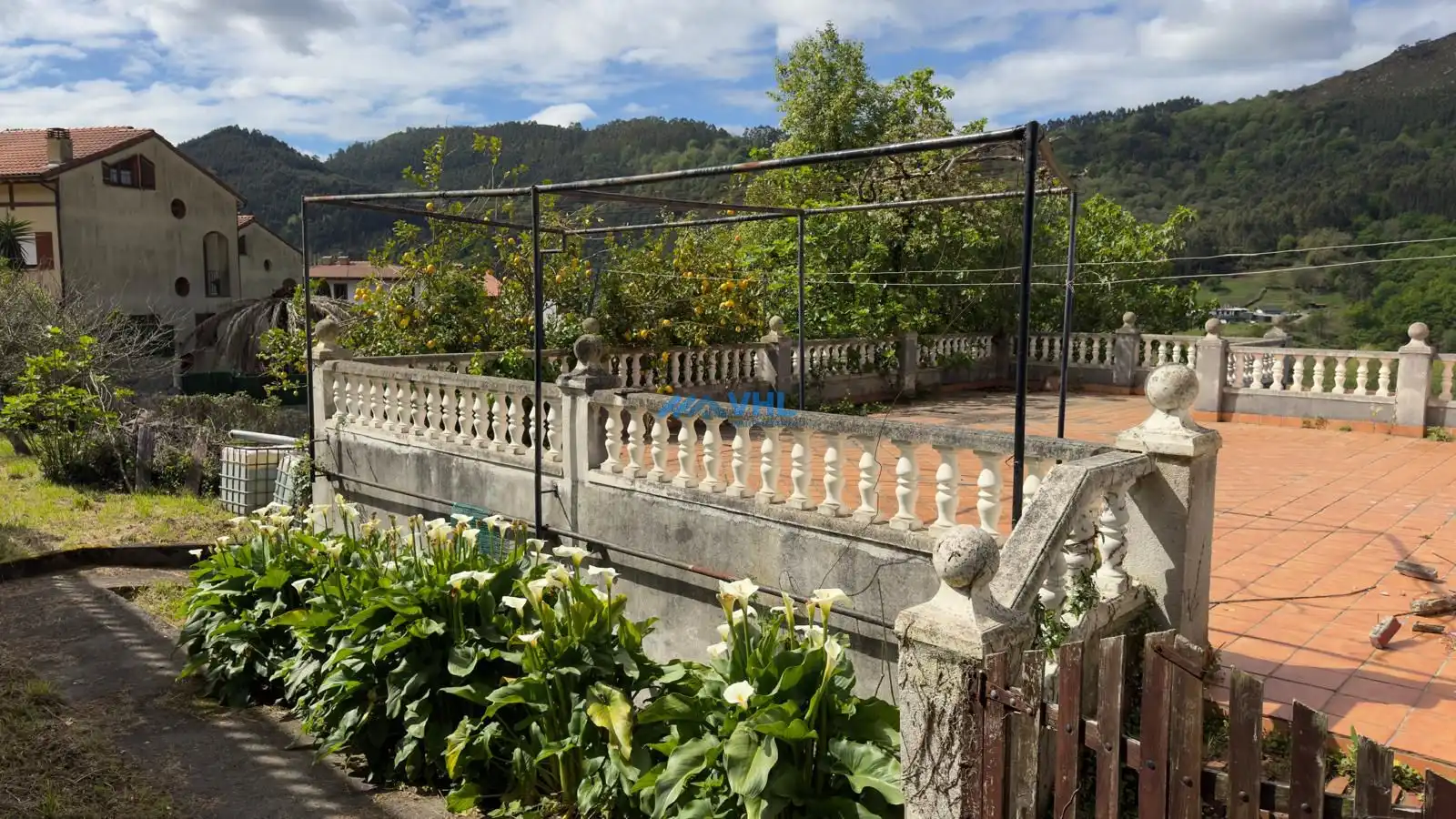 Casa amb terrassa en venda a Barrio Baltezana, imagen 2