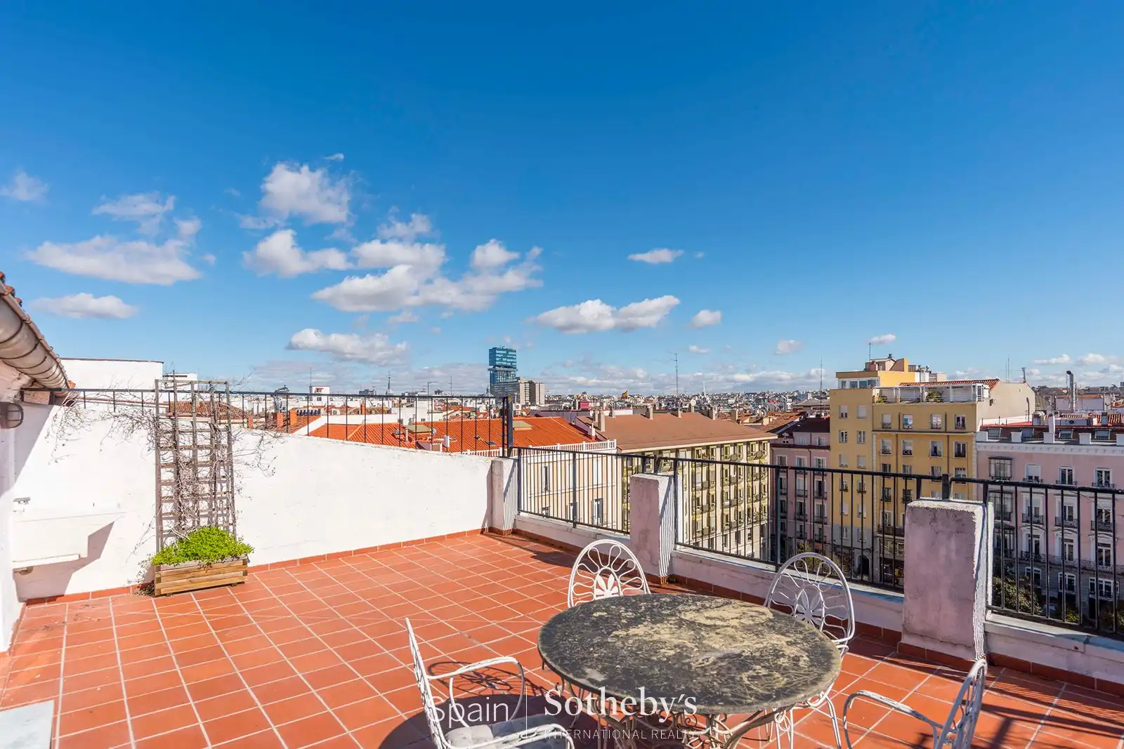 Terrace of Attic for sale in Madrid  with Air Conditioner, Heating and Terrace