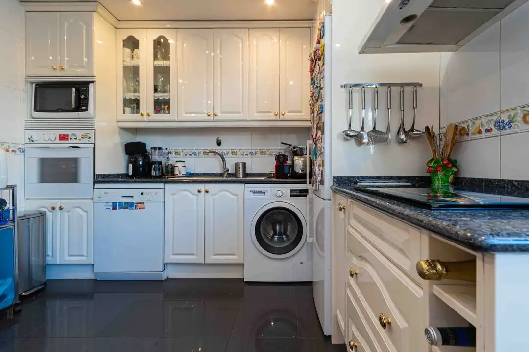 Kitchen of Flat for sale in Madrid  with Air Conditioner, Heating and Storage room
