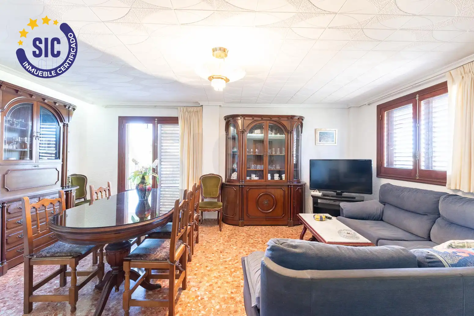 Sala de estar de Casa o chalet en venta en Chiva con Jardín privado
