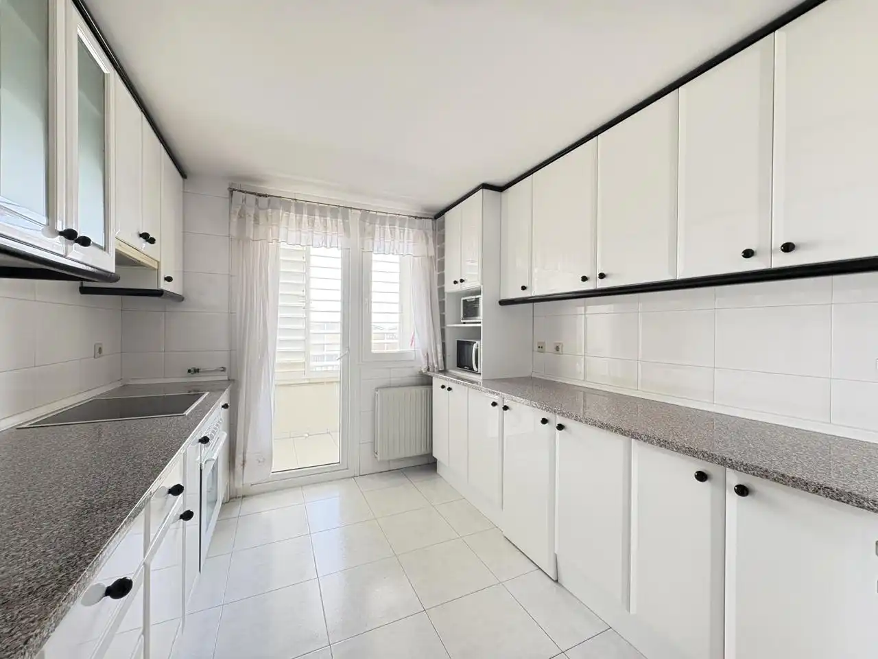 Küche von Wohnung zur Miete in Madrid mit Heizung und Gemeinschaftspool