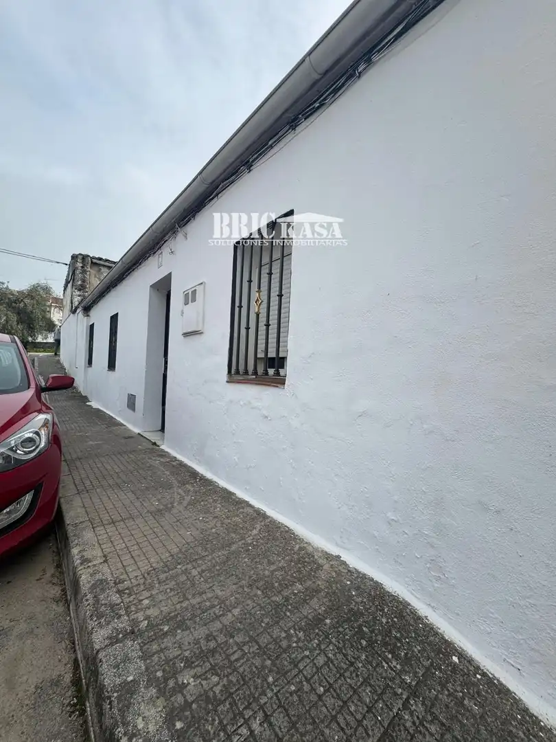 Vista exterior de Casa o xalet en venda en Cáceres